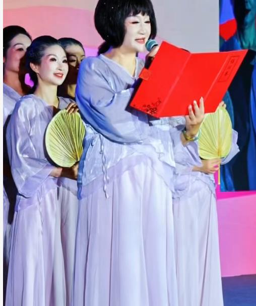 以舞为媒，向美而行！安徽慧灵舞蹈姐姐奔赴西安，为银龄大赛启动会添彩